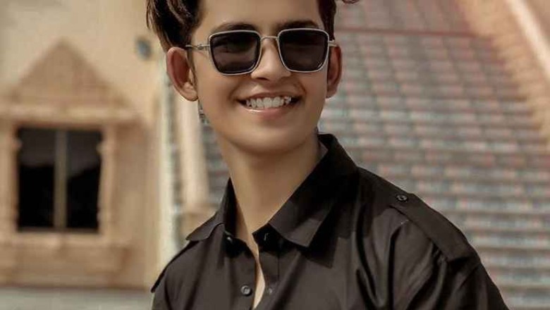 Deepak Joshi Biography, Age, GF, Net Worth