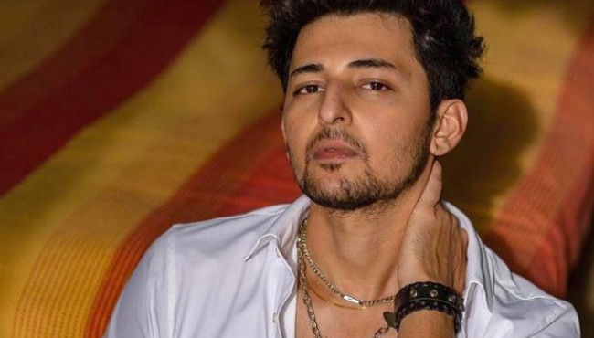 Darshan Raval Height, Weight, Age, GF, Income, Biography